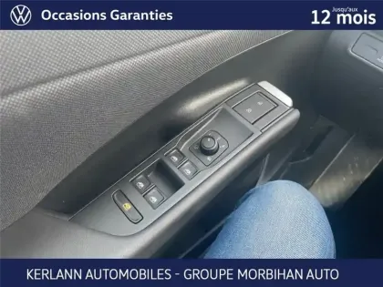 Photo 17 Volkswagen T-roc 1.5 ETSI EVO2 HYBRID 116 CH DSG7