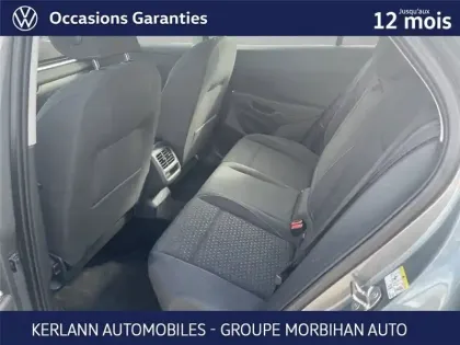 Photo 13 Volkswagen T-roc 1.5 ETSI EVO2 HYBRID 116 CH DSG7