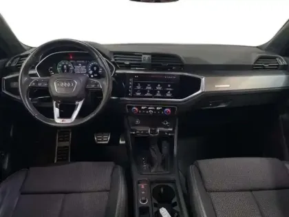 Photo 7 Audi Q3 45 TFSIe 245 ch S tronic 6 S line