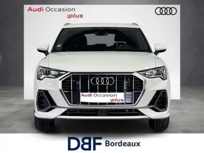 Photo 6 Audi Q3 45 TFSIe 245 ch S tronic 6 S line