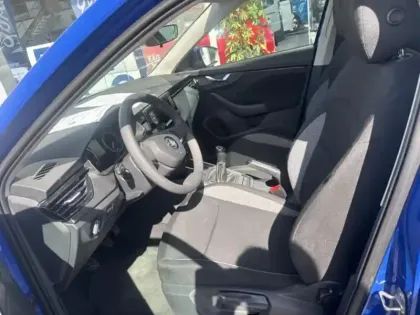 Photo 9 Skoda Kamiq  1.0 TSI 95ch Active