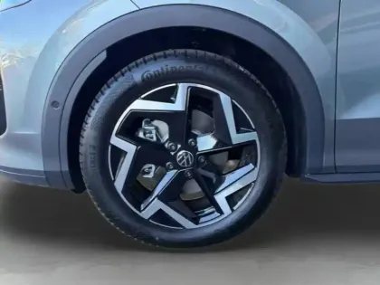 Photo 9 Volkswagen T-roc  1.5 eTSI 150ch R-Line DSG7