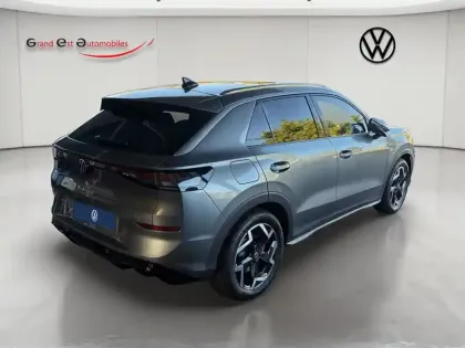 Photo 5 Volkswagen T-roc  1.5 eTSI 150ch R-Line DSG7