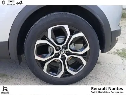 Photo 8 Renault Captur  1.3 TCe 140ch Intens EDC