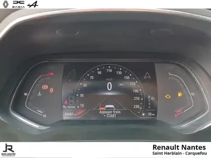 Photo 11 Renault Captur  1.3 TCe 140ch Intens EDC