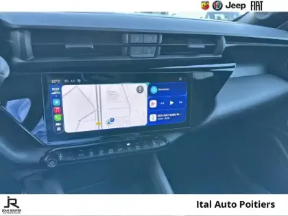 Photo 13 Alfa Romeo Junior  Elettrica 156ch 54kWh Ti