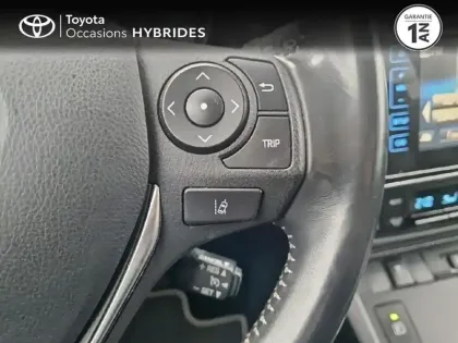 Photo 13 Toyota Auris  HSD 136h Collection
