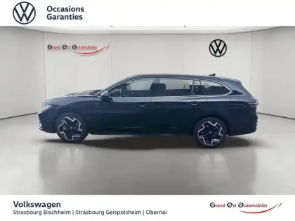 Photo 6 Volkswagen Passat  SW 1.5 eHybrid 272ch R-Line DSG6