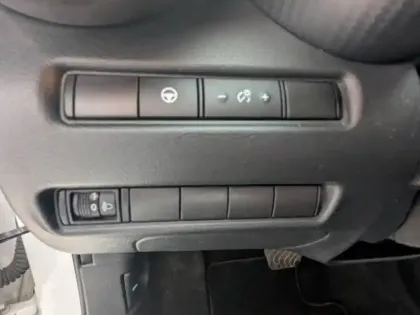 Photo 9 Nissan Juke  1.6 Hybrid 143ch N-Design