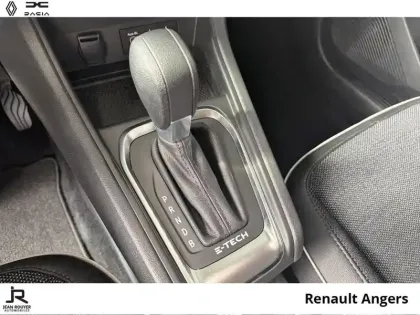 Photo 5 Renault Captur  1.6 E-Tech hybride 145ch Techno Fast Track