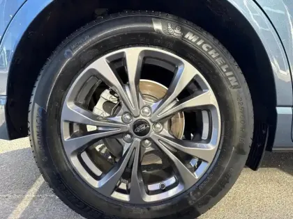 Photo 8 Ford Kuga  2.5 Duratec 190ch FHEV E85 ST-Line X BVA