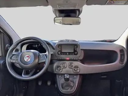 Photo 8 Fiat Panda  Pandina 1.0 65ch BSG S&S Hybrid Icône (Step1)