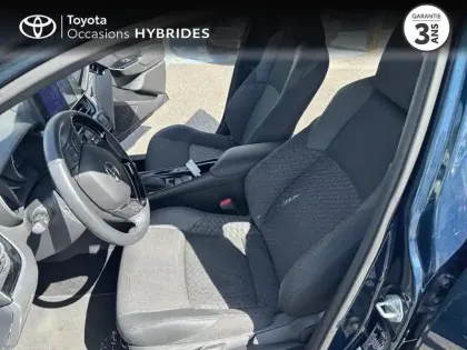 Photo 10 Toyota C-HR  1.8 Hybride 122ch Design Ultimate E-CVT