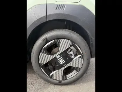 Photo 8 Fiat Panda Grande  Electrique 113ch La Prima