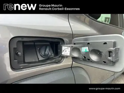 Photo 10 Dacia Duster  1.6 hybrid 140ch Journey
