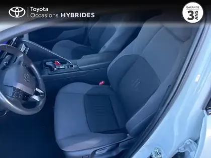 Photo 10 Toyota C-HR  1.8 Hybride 140ch Design NG23