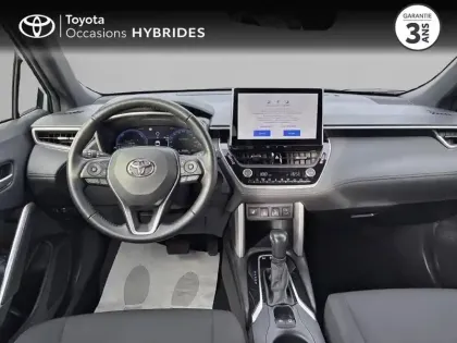 Photo 7 Toyota Corolla  CROSS 1.8 140ch Dynamic