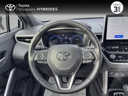 Photo 12 Toyota Corolla  CROSS 1.8 140ch Dynamic