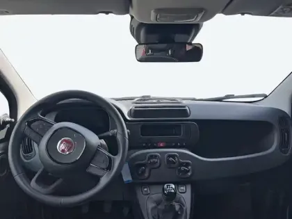 Photo 7 Fiat Panda  Pandina 1.0 65ch BSG S&S Hybrid Pop (Step1)