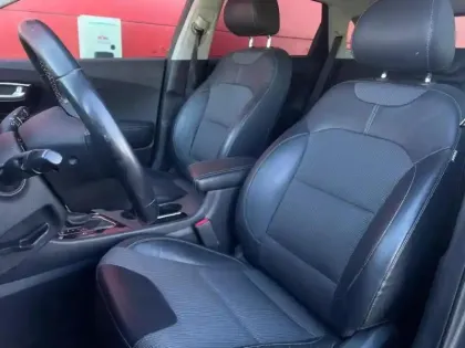 Photo 7 Kia Niro  1.6 GDi 105ch ISG + électrique 43.5ch Active DCT6