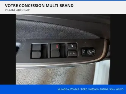 Photo 13 Suzuki Swift  1.2 Dualjet Hybrid 83ch Pack