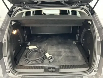 Photo 17 Renault Captur E-Tech hybride rechargeable 160 Techno 5p