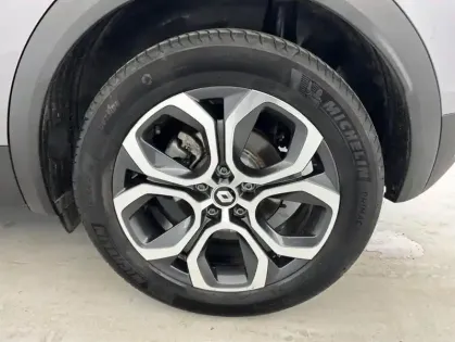 Photo 19 Renault Captur E-Tech hybride rechargeable 160 Techno 5p