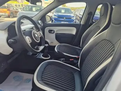 Photo 13 Renault Twingo III Intens TCe 95