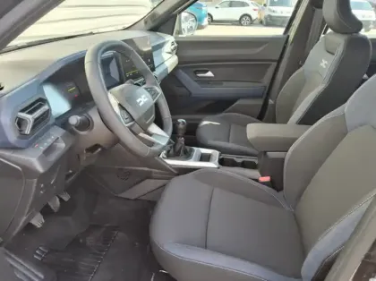 Photo 10 Dacia Bigster Nouveau Mild Hybrid 140 Expression
