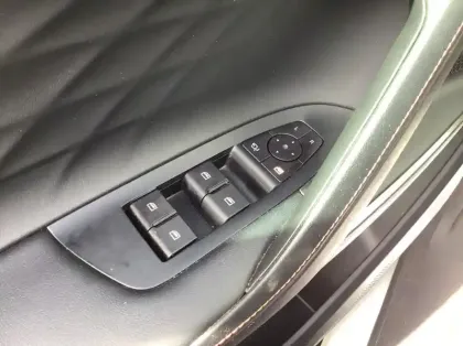 Photo 16 Mg EHS Nouveau 1.5T PHEV 272 ch Luxury