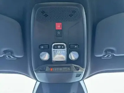 Photo 19 Peugeot 2008  Hybrid 145 ch e-DCS6