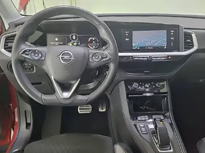 Photo 16 Opel Grandland  Hybrid 225 ch BVA8
