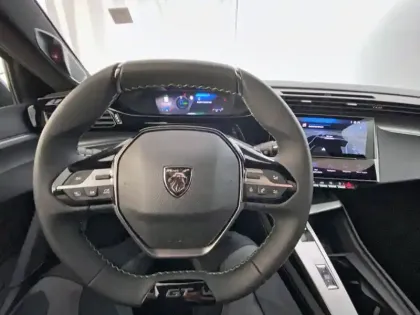 Photo 11 Peugeot 308  Plug-in Hybrid 195 ch e-DCS7