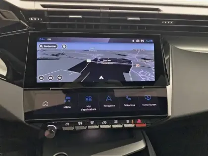 Photo 12 Peugeot 308  Plug-in Hybrid 195 ch e-DCS7