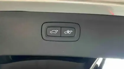 Photo 5 Volvo XC90  Recharge T8 AWD 310+145 ch Geartronic 8 7pl