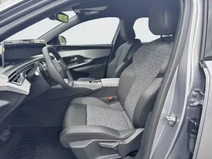 Photo 10 Peugeot 3008  Hybrid 145 e-DCS6