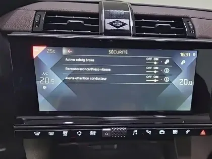 Photo 30 DS DS 7 DS7 Crossback BlueHDi 130 EAT8