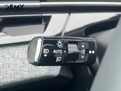 Photo 13 Peugeot 3008  Hybrid 145 e-DCS6