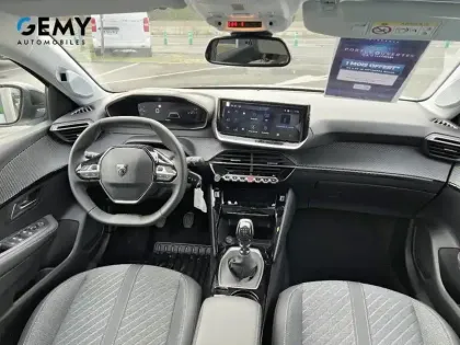 Photo 7 Peugeot 208  Turbo 100 ch BVM6