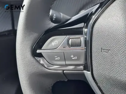 Photo 11 Peugeot 2008  Hybrid 110 ch e-DCS6