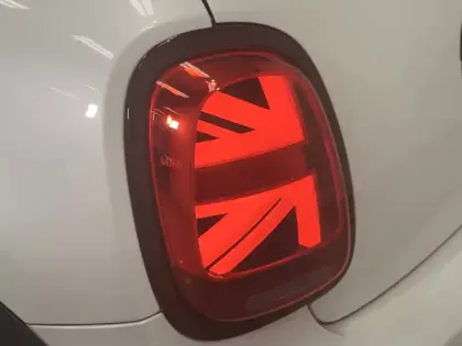 Photo 20 Mini Mini Hatch 3 Portes Cooper 136 ch DKG7