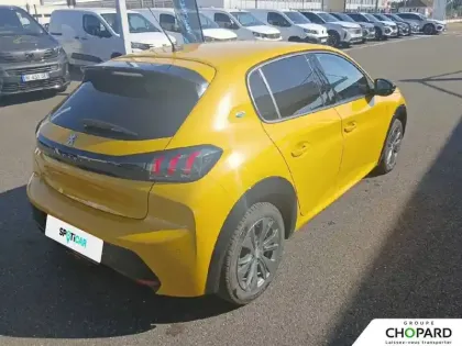 Photo 25 Peugeot 208  Electrique 50 kWh 136ch