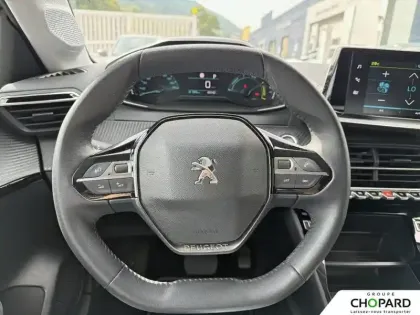 Photo 12 Peugeot 208  Electrique 50 kWh 136ch