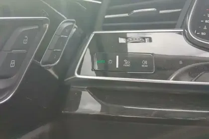 Photo 21 Audi Q7  50 TDI 286 Tiptronic 8 Quattro 5pl