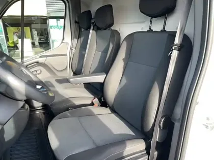 Photo 8 Renault Master  FGN TRAC F3500 L2H2 BLUE DCI 135