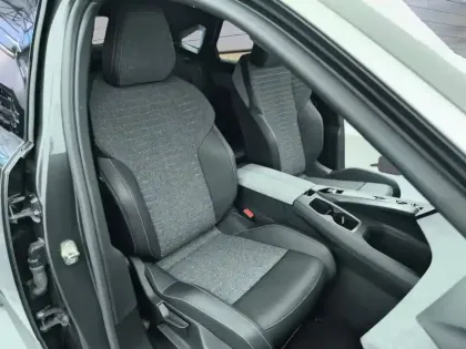 Photo 5 Peugeot 3008  Hybrid 145 e-DCS6