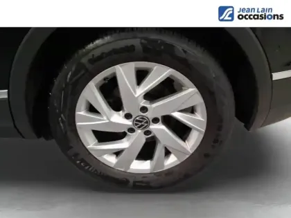 Photo 8 Volkswagen Tiguan  2.0 TDI 150ch DSG7