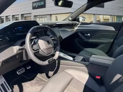 Photo 6 Peugeot 308  SW Hybrid 145 e-DCS6