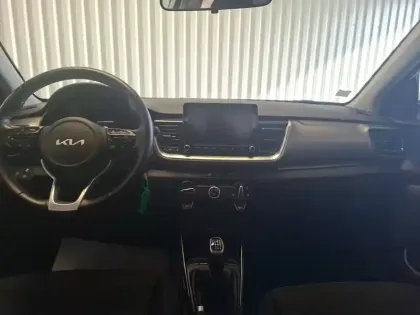 Photo 7 Kia Stonic  1.0 T-GDi 120 ch MHEV DCT7