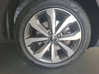 Photo 9 Kia Stonic  1.0 T-GDi 120 ch MHEV DCT7